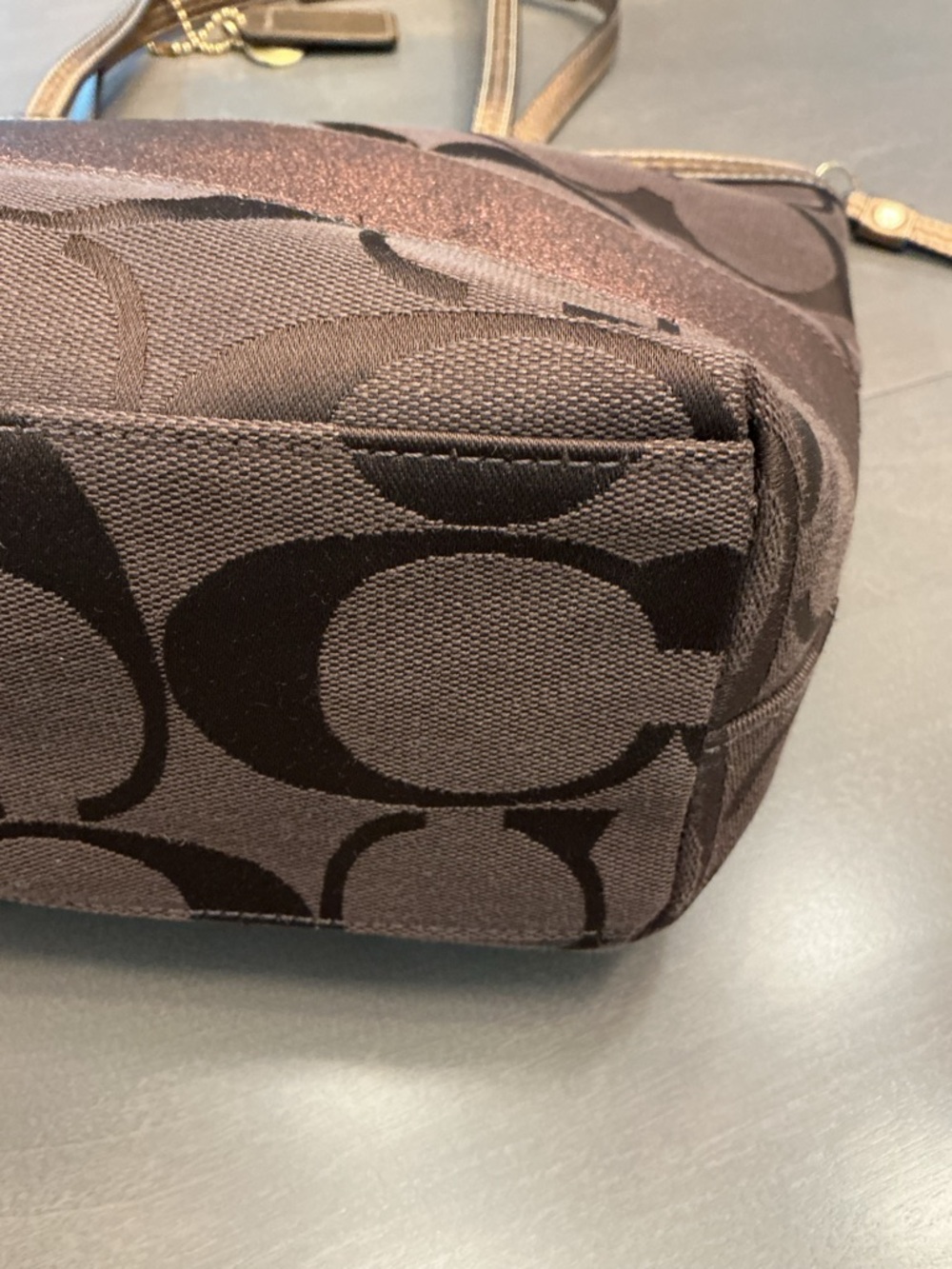 Coach Brown Signature Tote with Metallic Bronze Trim w/Hang Tag & Charm EUC - Picture 6 of 10